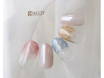  カラフルヨーヨーネイル