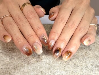 皇ネイル(皇Nail)の写真/【金町駅徒歩1分!】最新トレンド&季節のデザインが定額で楽しめる♪思わず自慢したくなるような指先に☆