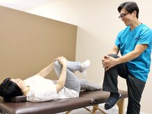 整体院 若菜の雰囲気（身体の変化を確認していただきながら丁寧に施術いたします!）