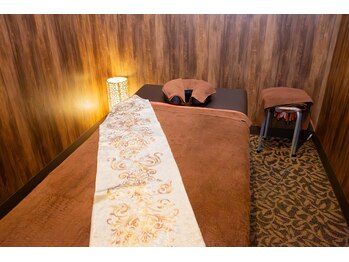 アジアンリラクゼーション ヴィラ 那覇壺屋店(asian relaxation villa)の写真/極上のバリ式オイルマッサージで過ごす、頑張る自分への贅沢なご褒美
