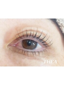 ナチュラル上品な目元にしたい