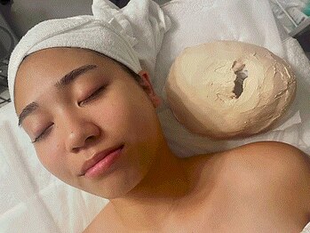 クイーン ビューティーサロン 大久保本店(Queen Beauty Salon)の写真/極上の美しさを求めるあなたへ。Queen Beauty Salonで小顔と美白を同時に実現する贅沢体験を！
