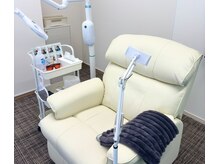 ホワイトニング モア(Whitening MORE)の雰囲気（個室空間で人の目を気にせずホワイトニングできます☆）