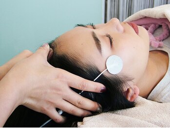 アンノン(unnon)/EMS目元マッサージ/キャッチアイ