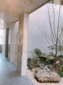 ポポ 三軒茶屋(POPO)/階段とエレベーターがございます