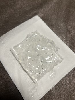 レイズ(Reyz)/施術時に抜けたヒゲ