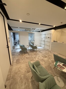 ルミエールエラン(Lumiere Elan)の写真/【輪郭管理】たるみ・二重アゴ改善！美容施術後のアフターケア＆リフトUPで理想の小顔