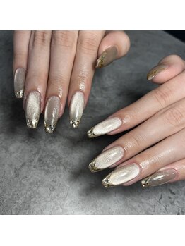 マカナネイル(makana nail)/ゴールドガラスフレンチ