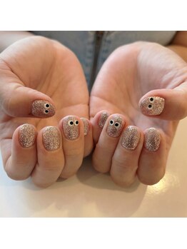 ハーティーネイル 自由が丘南口店(heartynail)/ワンカラーネイル/目玉ネイル