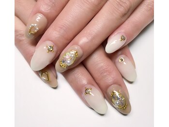 ネイルサロン マール(MAHR)/のせ放題