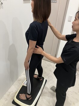 ビジリンヌ/姿勢改善 骨盤矯正