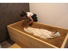 酵素風呂 めぐみ/頭の先から足元まで包まれ温活