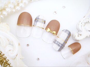 ティアラリュクス ネイル 新浦安店/持ち込み・お任せ例　9000円