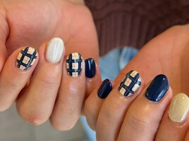 チェックネイル　担当:野呂