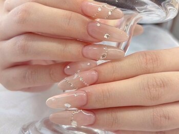 アンネ 明石店(ANNE)の写真/爪の短さや形でお悩みの方に◎長さ出しで綺麗なフォルムに整えます☆一本~OK!お気軽にご相談下さいませ♪