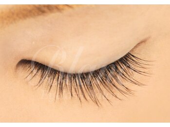 アイラッシュサロン ブラン 西新井店(Eyelash salon Blanc)/シングル　両目80本【西新井店】