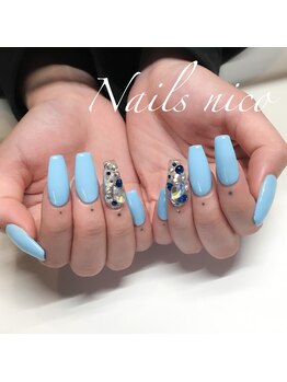 ネイルズニコ(Nails nico)/ブルー×ビジュー