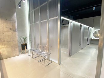 グルーム(GROOM.)/待合スペース