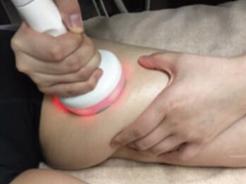 コマチ(comachi)の写真/【大人気痩身メニュー♪】頑固なセル脂肪も分解&燃焼！リンパも流してスッキリした美脚・美ボディに☆