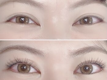 ヴィーナス(VENUS)の写真/自然に華やかにボリュームUP◎継続して施術することで生え癖そのものが上向きになりぱっちりとした目元へ♪
