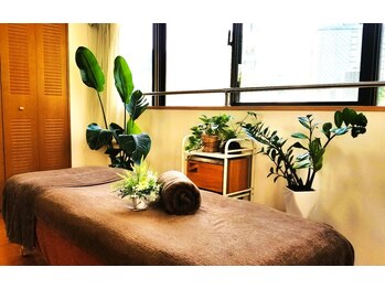 フクラク(FUKU-RAKU)/大きな窓で換気もバッチリ。