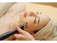 お肌のここちの雰囲気(口元・目元の緩みに表情筋を鍛え、何歳からでも若々しい素肌へ♪)