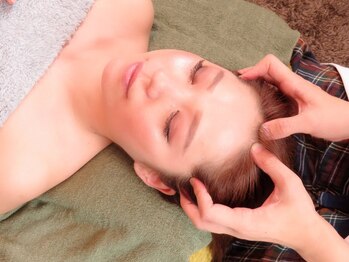 ユル 五反田(YuL)/《施術風景・ヘッド》