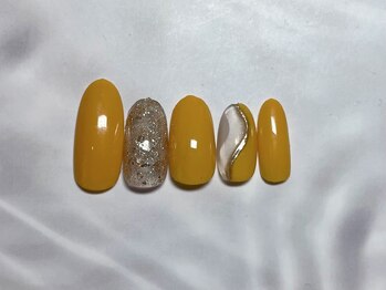 ネイルアンドアイラッシュサロン ミッタ(Mitta)/¥7300-