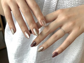 ブレスネイル(brace Nail)の写真/【ワンカラー¥8,500～】日常を特別に彩るネイルで。上品で華やかな指先に魅せるこだわりデザイン。[表参道]