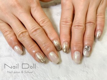 ネイルドール(Nail Doll)/オーロラ×ミラー