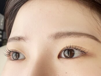 インザピンクリリー(in the pink LILY)/パリジェンヌラッシュリフト