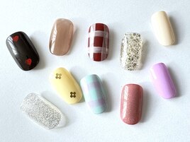 ワンカラー×チェックネイル