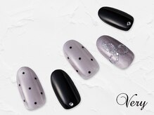 ヴェリー 六本木ヒルズ店(Very)/大人なドットネイル