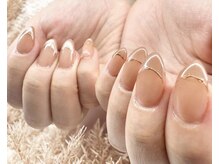 コキア(KOKIA)の雰囲気（大人気のマグネットネイル）