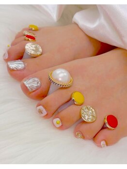 はあとねいる ロマンチック街道店の写真/【フット一律4400円★45分のスピード施術】130種類以上の豊富なデザインをご用意!カラー選び放題。