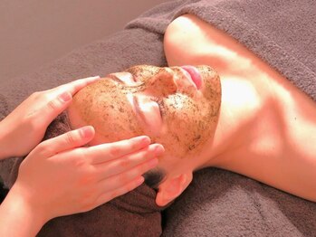 マルカ(MARUKA)の写真/話題の最新ハーブピーリング★乾燥くすみ肌に!冬の肌育ハーブピーリング【肌育小顔ボンバーフェイシャル】