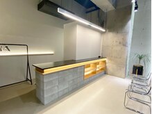 グルーム(GROOM.)/サロン内受付