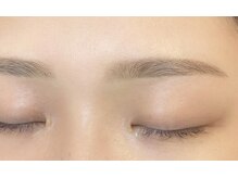 ルクア(Rukua)/眉スタイリング