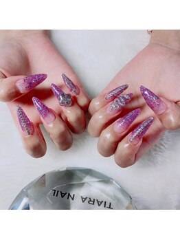 ティアラネイル(TIARA NAIL)/スカルプラメグラ¥10000