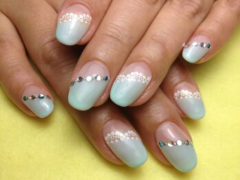 マニエネイル(mani e nail)/ブライダル/自爪育成/スカルプ