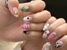 シエル(Ciel)/個性派カラフル　担当moe