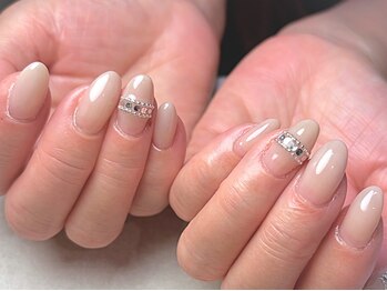 ネイルサロン ディーバ 梅田店(Diva)の写真/特許取得≪リピートビューティジェル≫が叶える1ヵ月続くツヤと美しいフォルムでワンカラーも映える手元へ