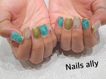 ネイルズアリー 立川店(Nails ally)/大理石×スキニーフレンチ×秋