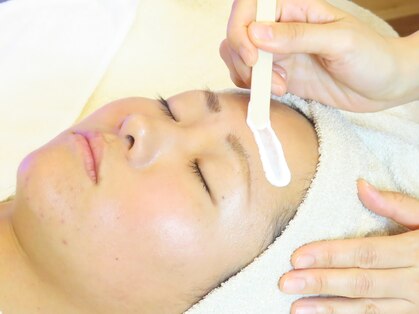 シミ・たるみケア専門店Labo荒尾大牟田【光フェイシャル/プラズマ/毛穴洗浄/韓国WAX】の写真
