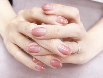 ネイルホリックの写真/【初回限定★カラグラorラメグラ¥3900】価格&スピードに自信◎丁寧×素早い施術で忙しい方にも♪