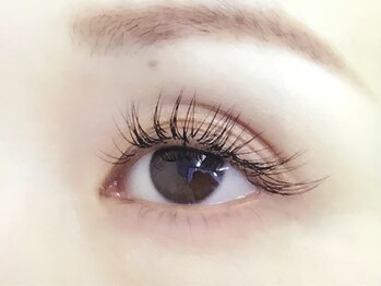 エターナルの写真/パーフェクトラッシュ・フラットラッシュ・カラーエクステなど豊富にまつエクをご用意！初めての方にも◎