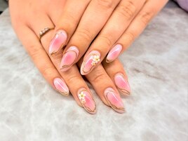 フラワーチークネイル