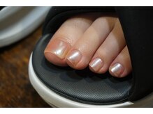 暑い夏が来る前にフットネイルの準備をしませんか??