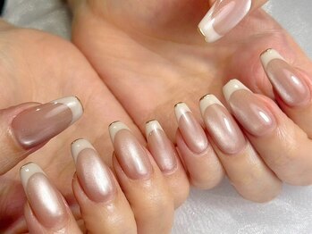 eyelash&nail studio Zen Karasumaの写真/フォルム・カラーにとことんこだわるネイルサロン!大人女性にぴったりの品のあるデザインを多数ご用意*