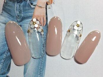 ネイルサロン リリオ(Nail Salon Ririo)/ホロ花フレンチネイル